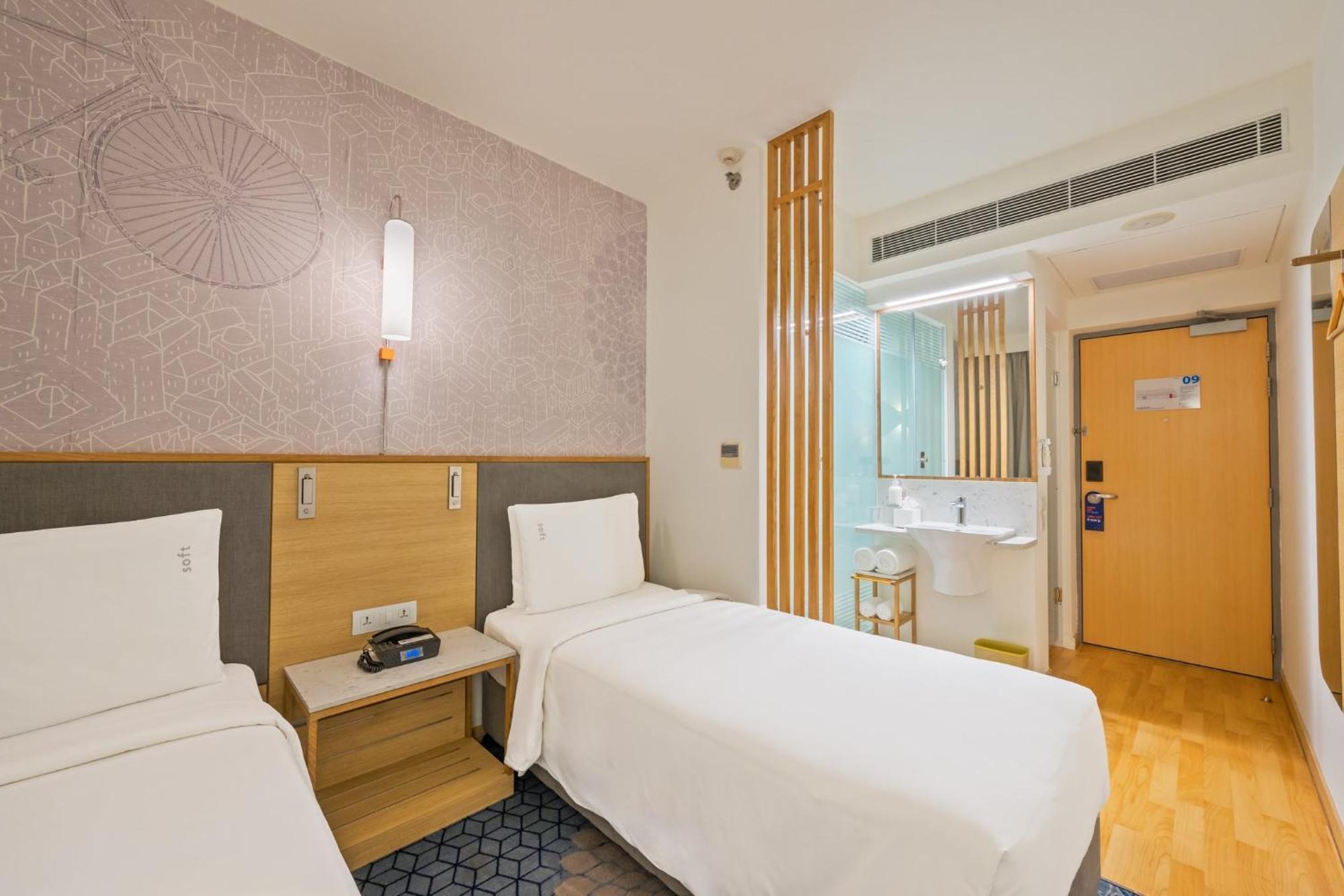 Express Gurugram Sector 50 By Ihg